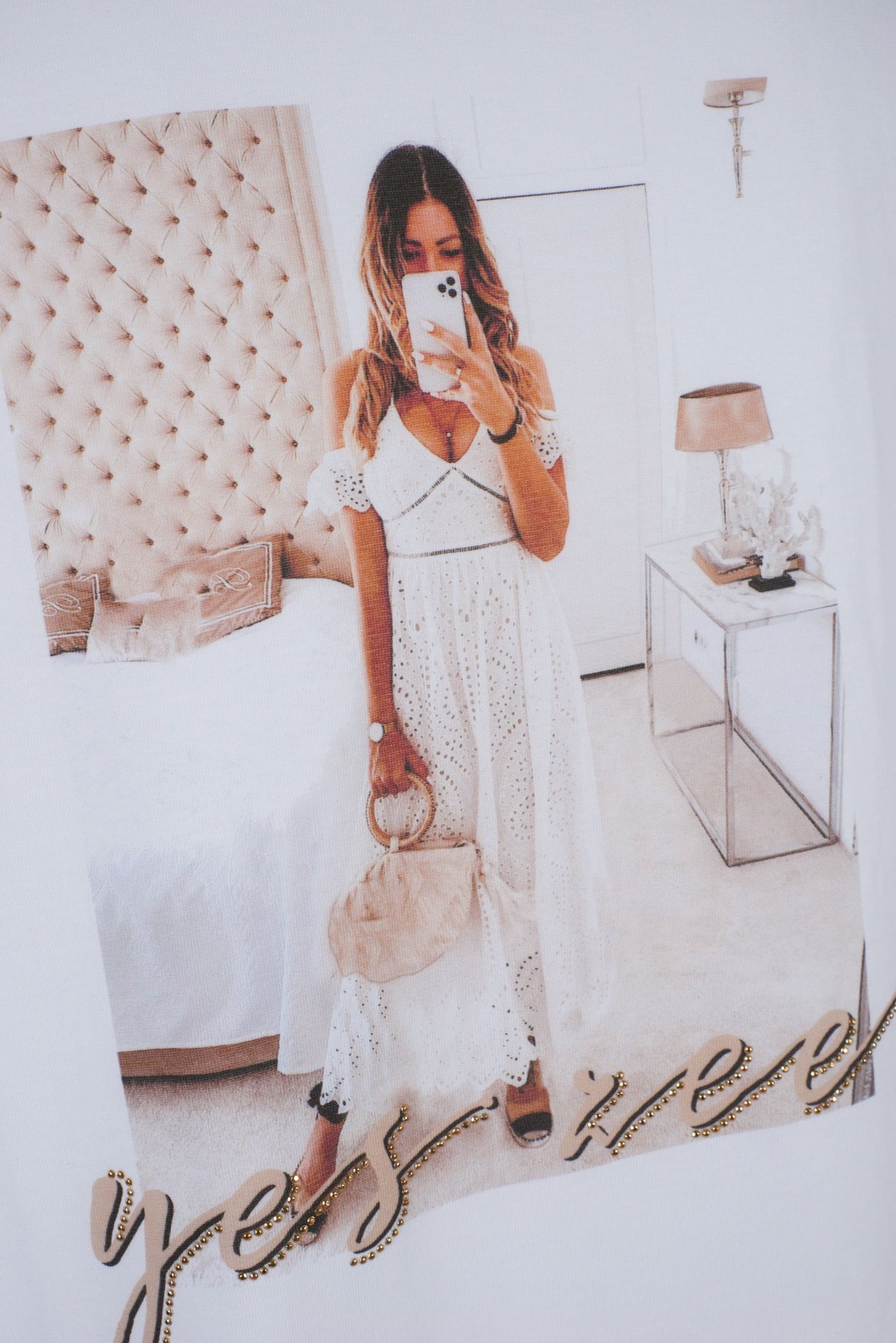 Chic White Cotton Tee with Signature Detail
