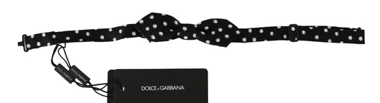 Elegant Silk Black Tie for the Distinguished Gentlemen