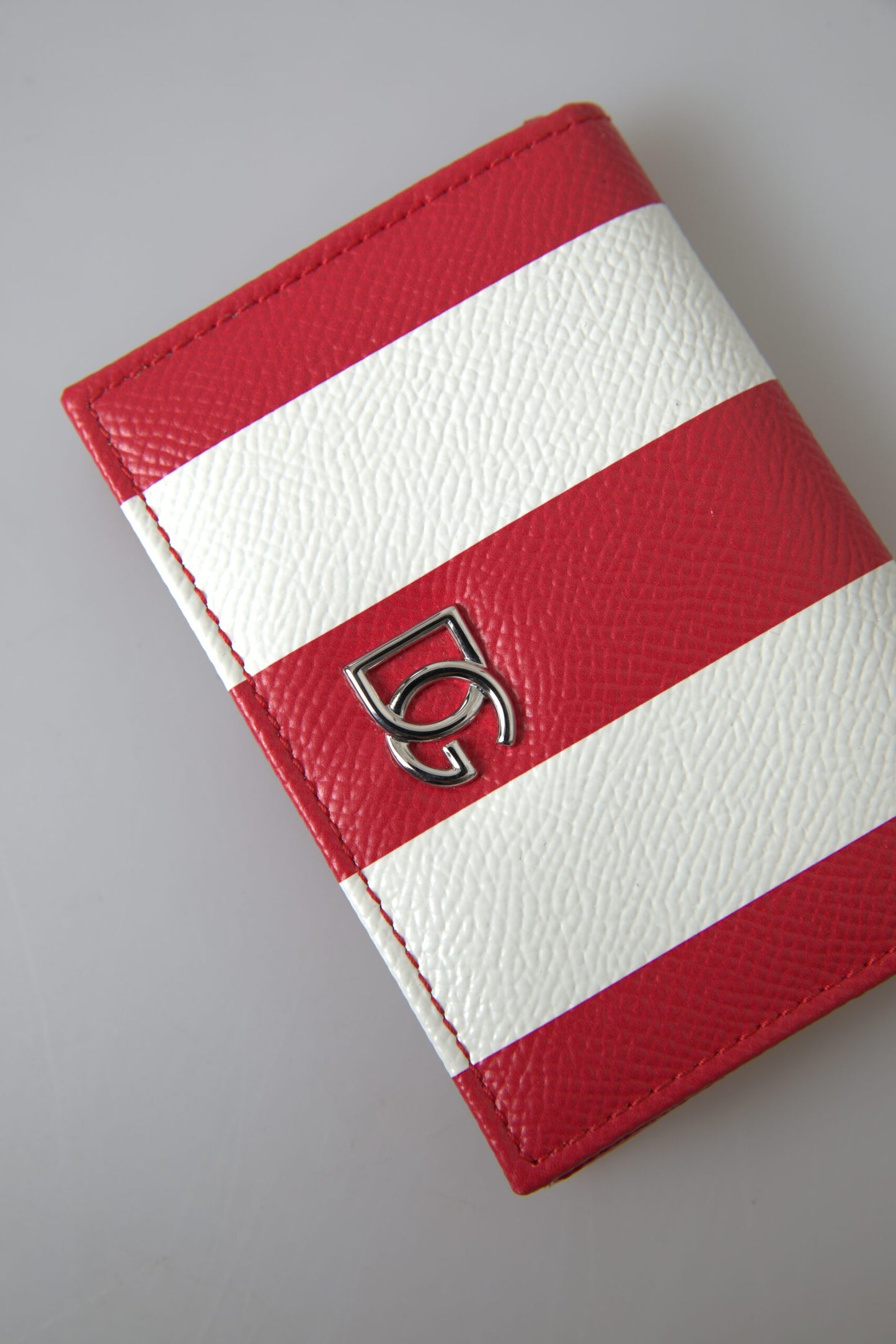 Elegance Unfolded: Red & White Leather Bifold Wallet