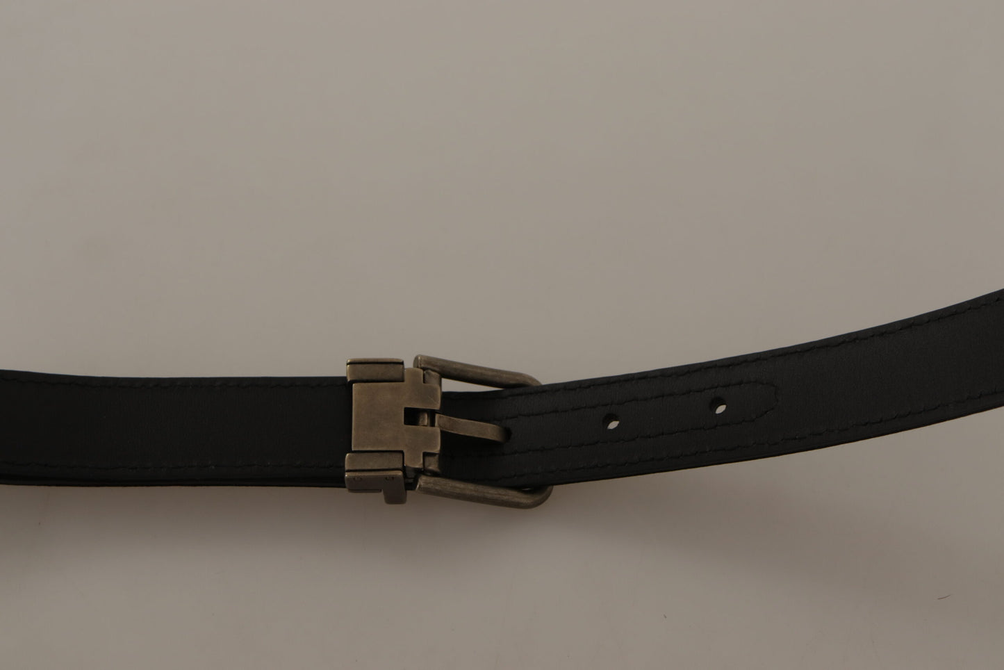 Elegant Black Leather Luxury Belt