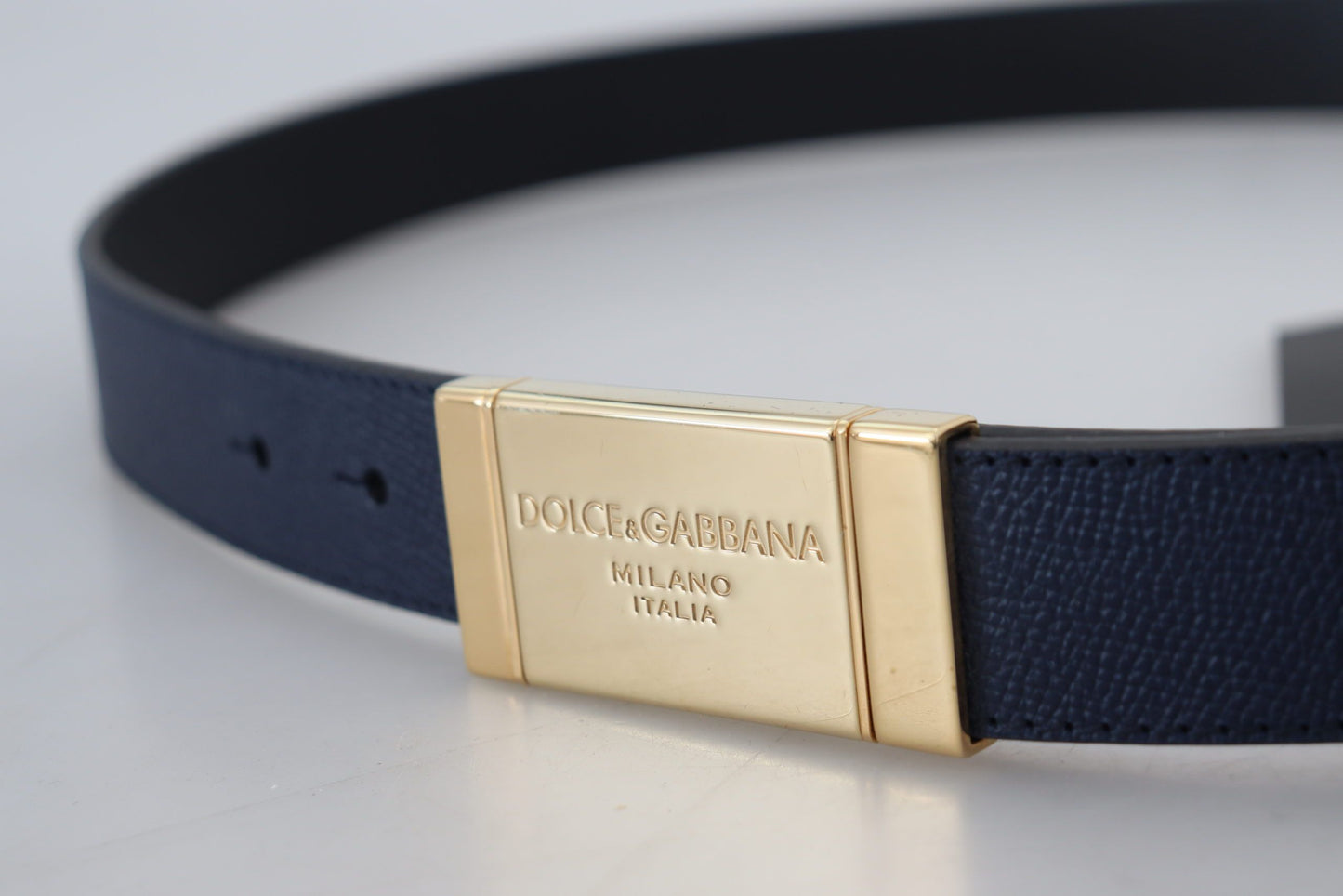 Elegant Blue Leather Belt with Metal Buckle