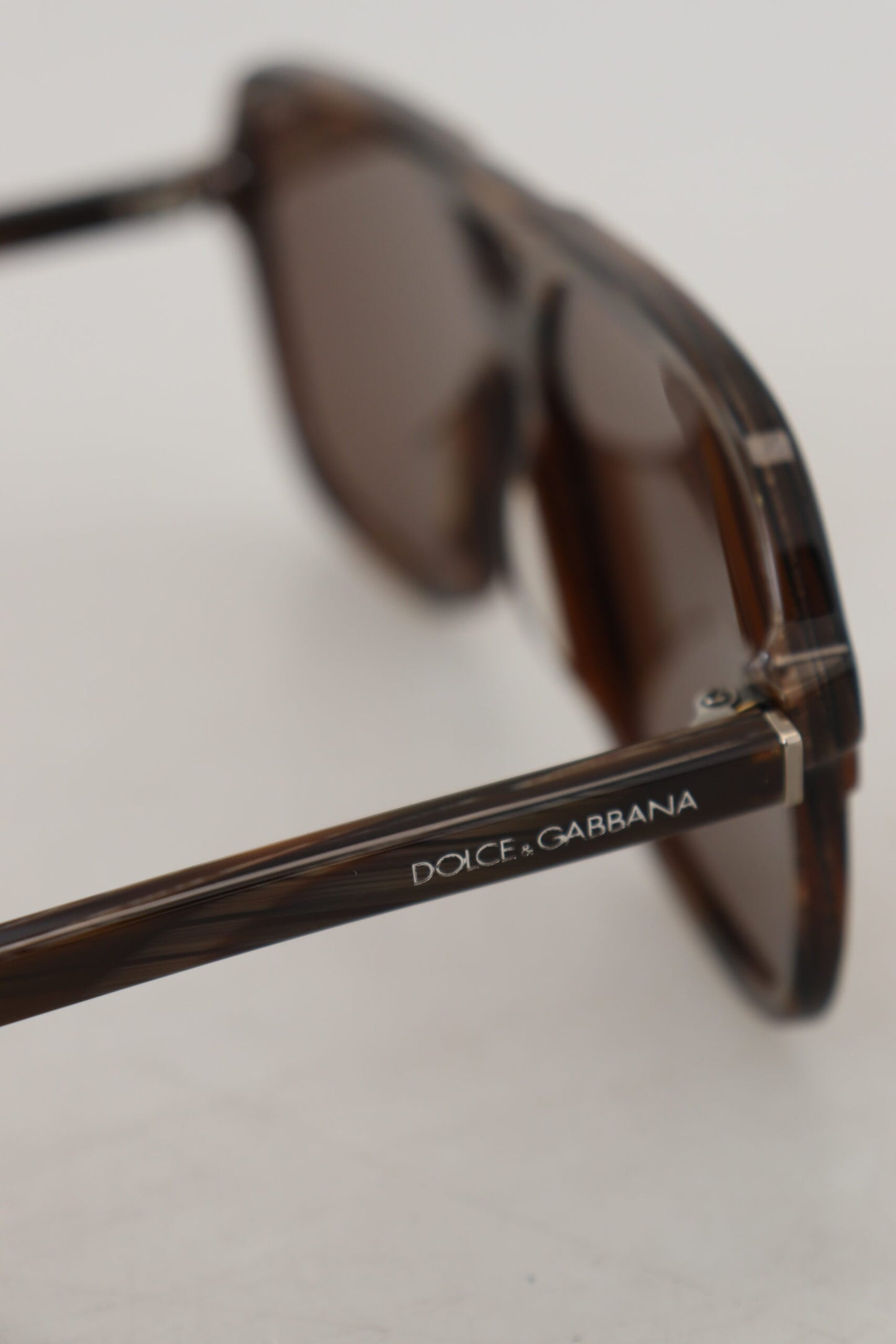 Elegant Unisex Brown Acetate Sunglasses