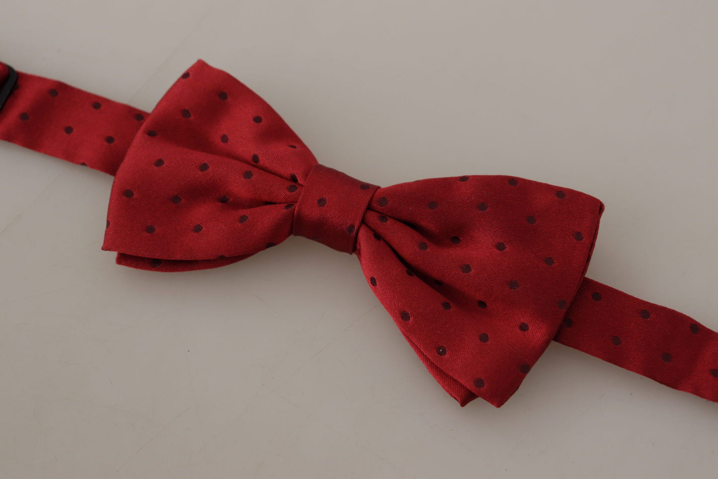 Silk Red Bow Tie - Elegant Tied Design