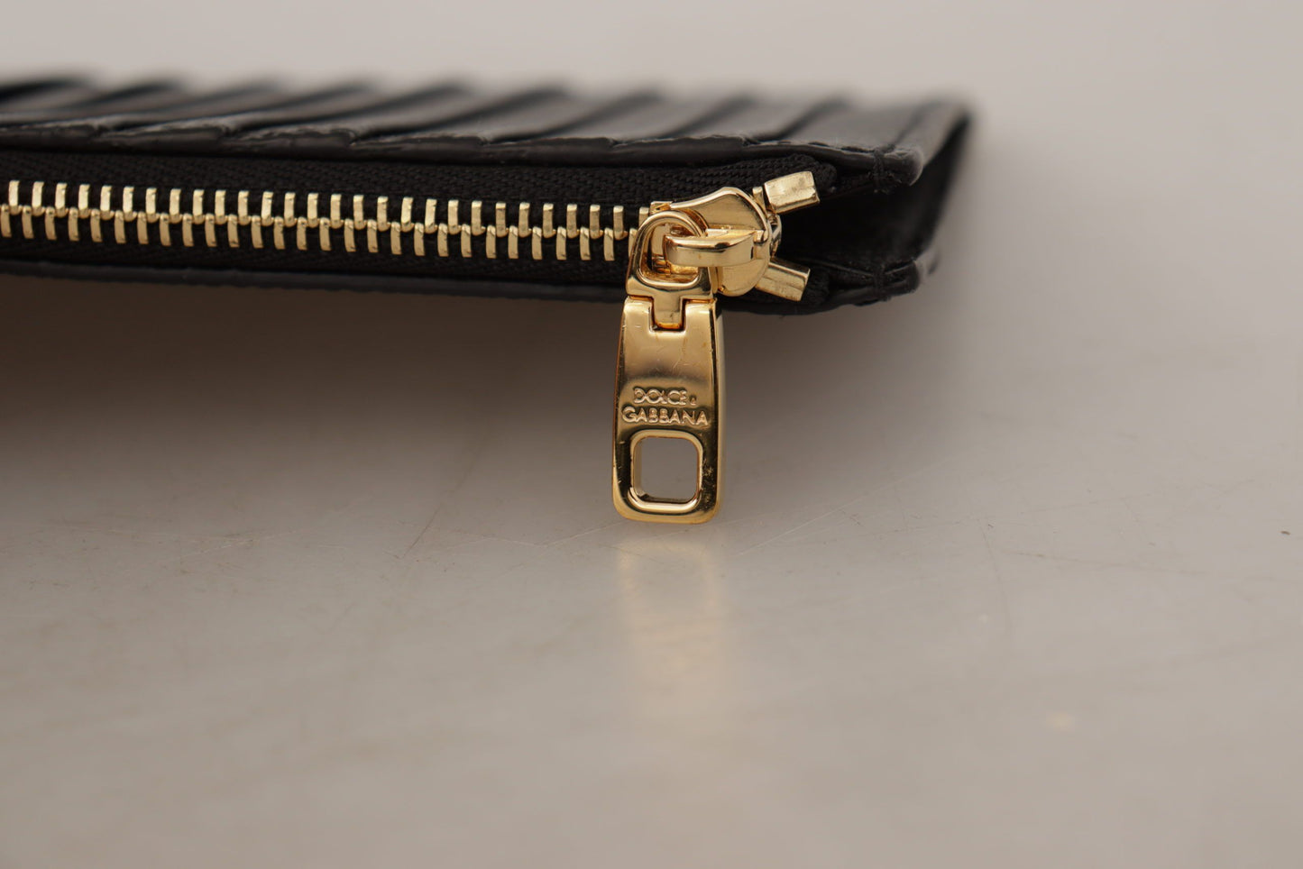 Elegant Black Leather Zip Wallet