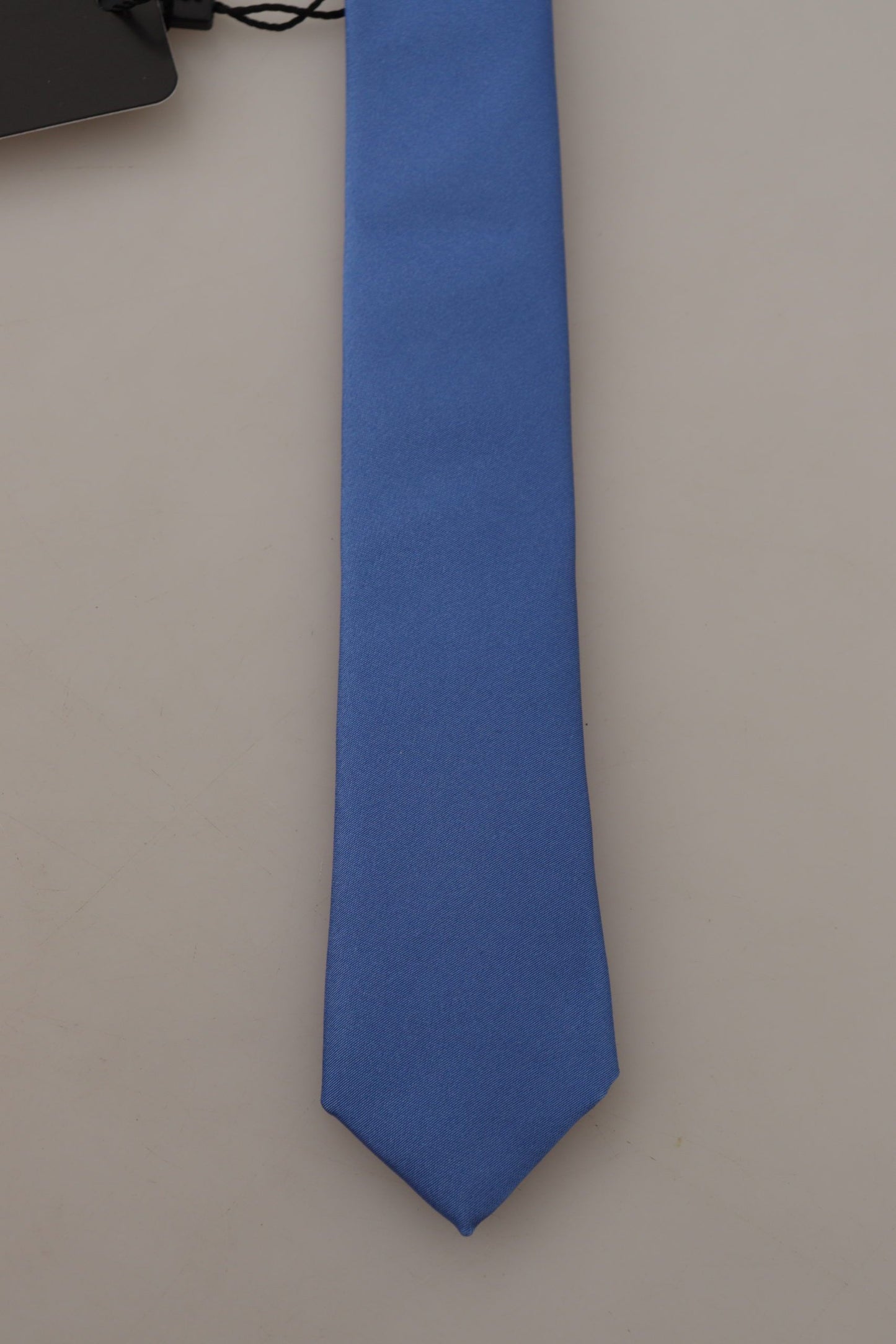 Elegant Blue Silk Men's Tie