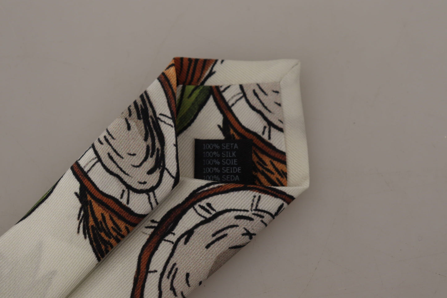 Elegant Off-White Silk Tie