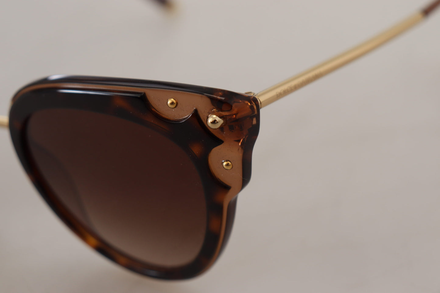 Elegant Brown Acetate Ladies Sunglasses