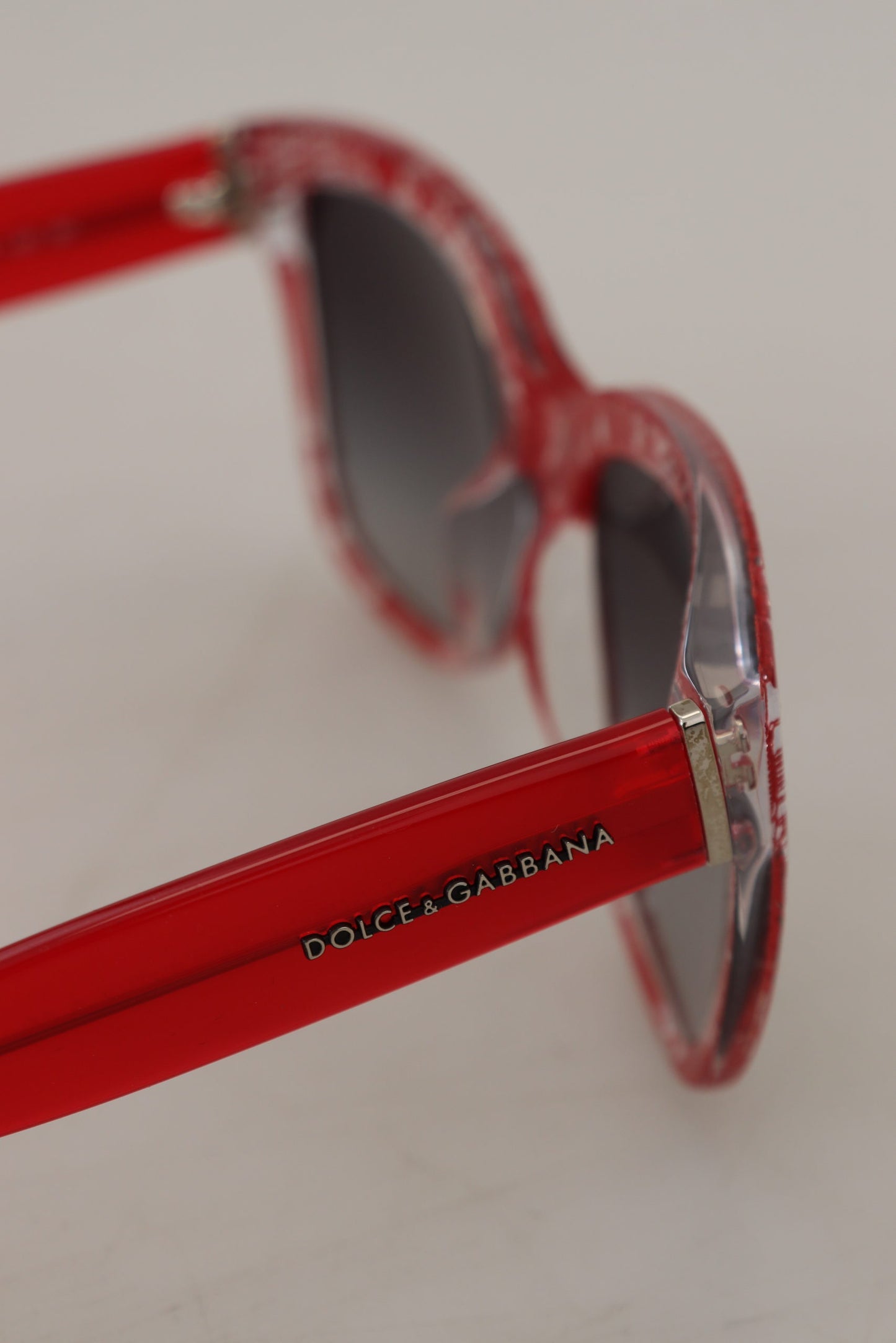 Chic Red Lace-Inspired Designer Sunglasses