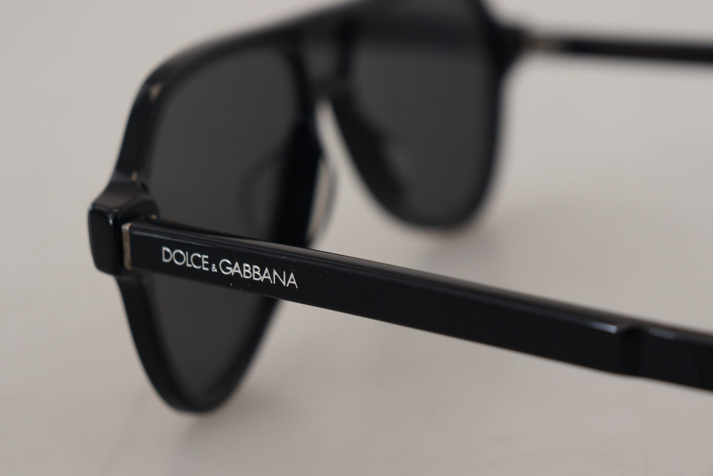 Elegant Black Sunglasses for Men