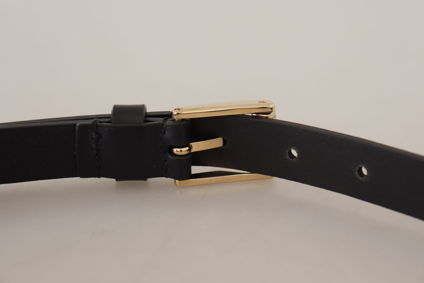 Chic Black Leather Logo Buckle Belt