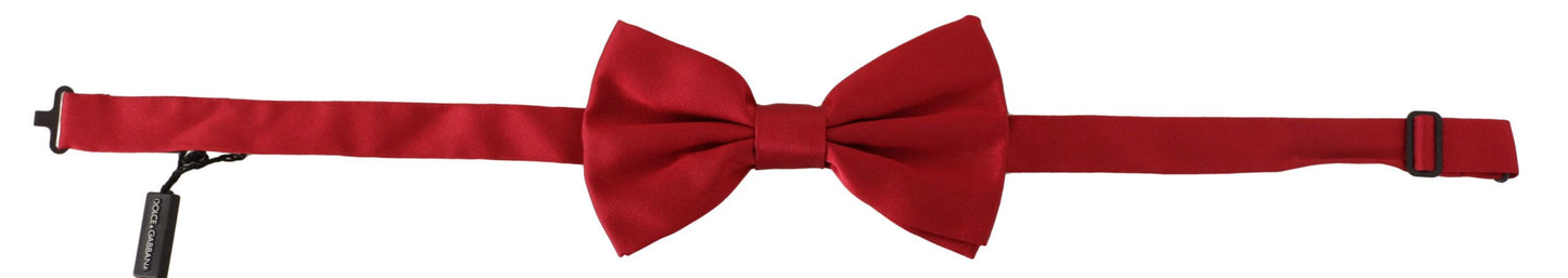 Elegant Red Silk Bow Tie for Distinguished Gentlemen