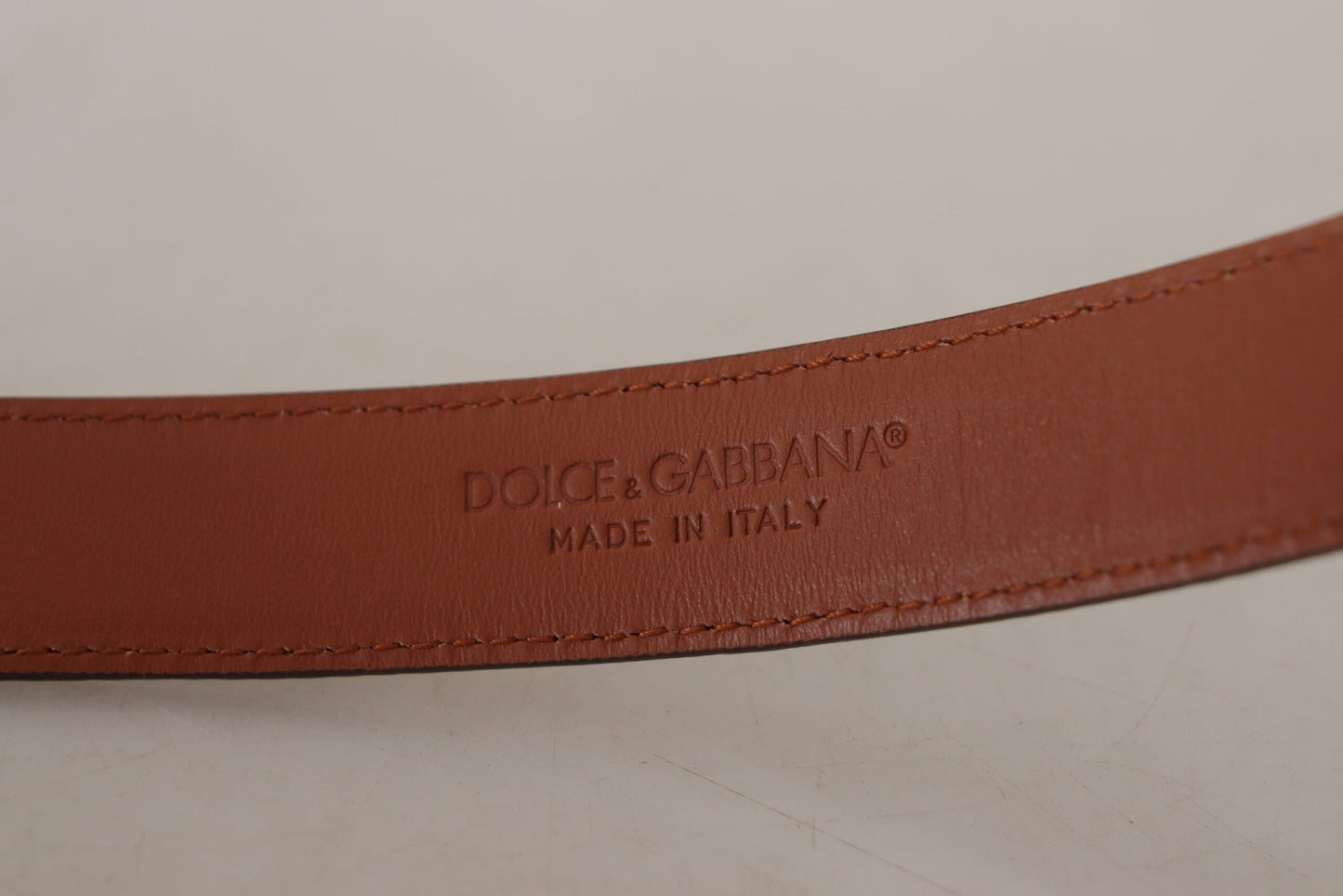 Elegant Engraved Leather Belt - Timeless Style