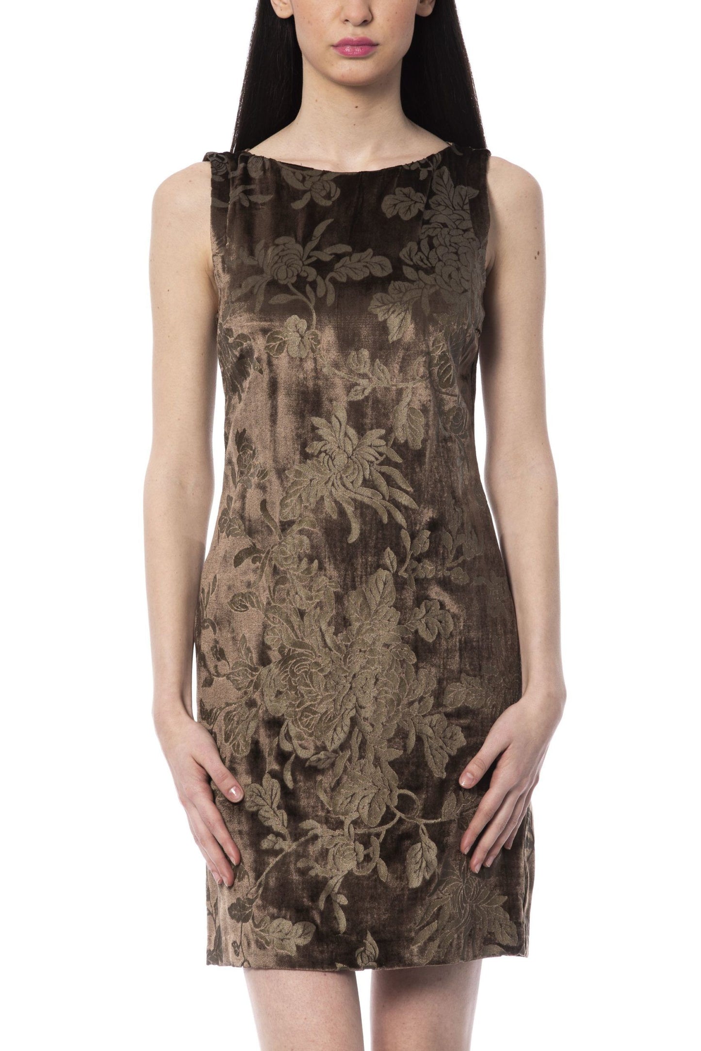 Elegant Sleeveless Short Dress with Exquisite Prints